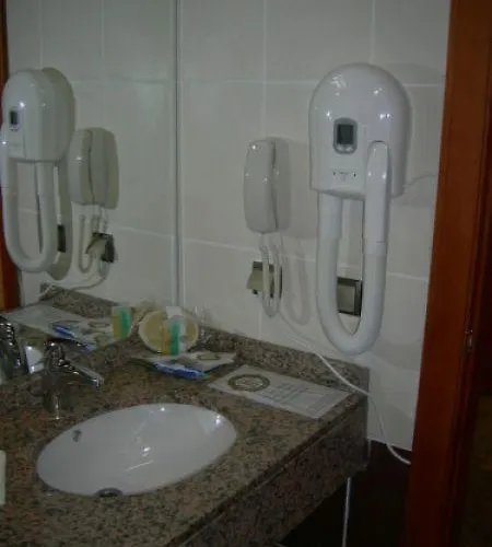 Talia & 4* ספנג'ה