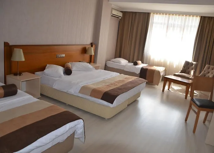 Talia & 4* ספנג'ה