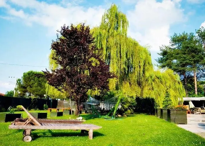 מלון Talia & ספנג'ה