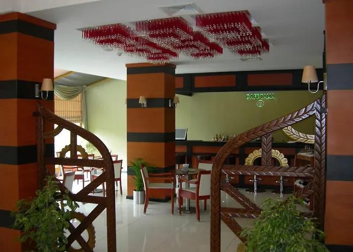 Talia & מלון ספנג'ה